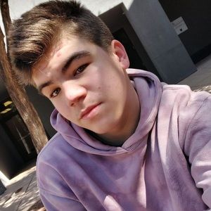 Meet your Posher, Aiden